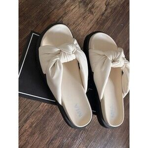 Mia Platform Sandals Cream Soft Faux Leather Size 8 M BRAND NEW IN BOX Comfy